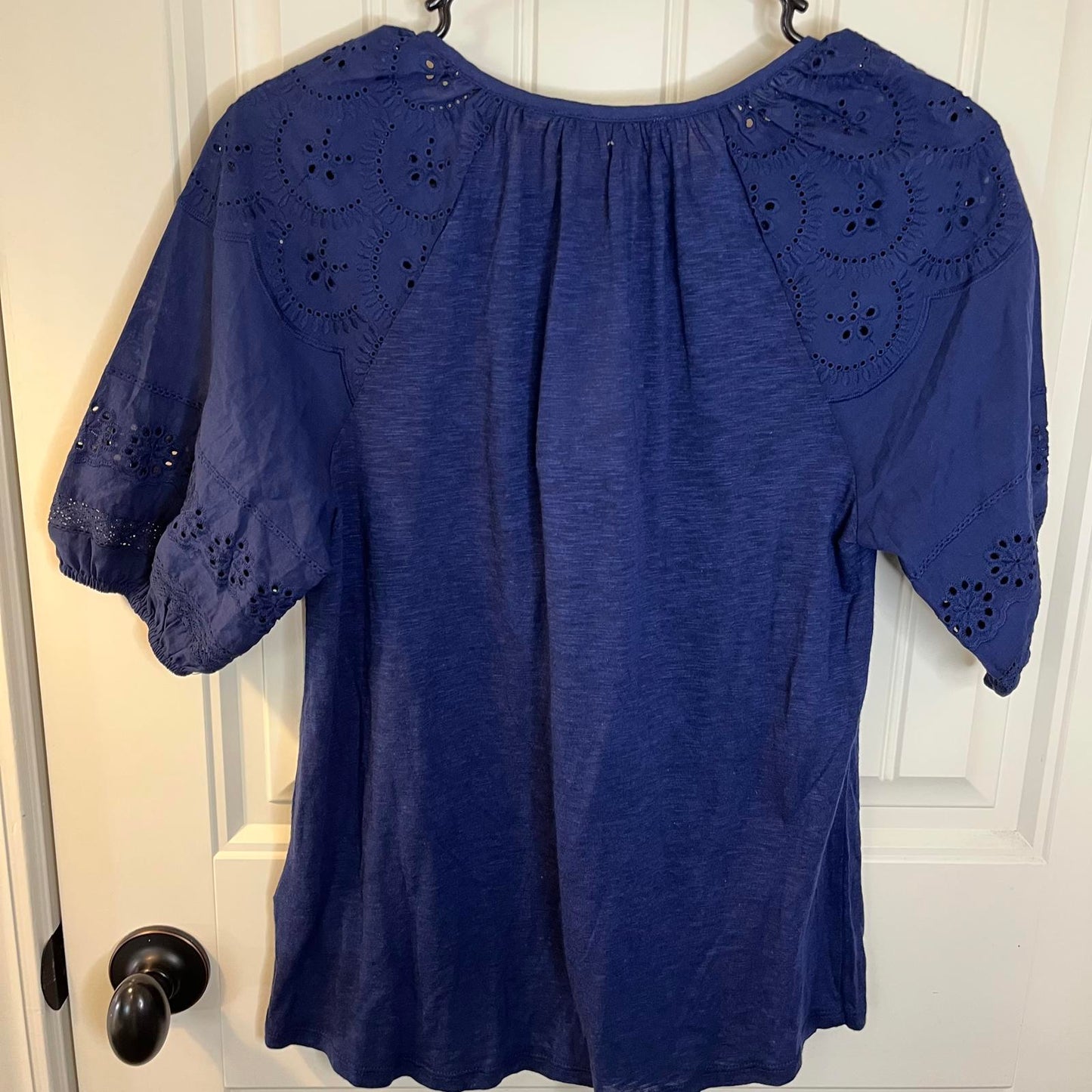 Philosophy Women's Navy Blue Eyelet Embroidered Top NWT Size XS
