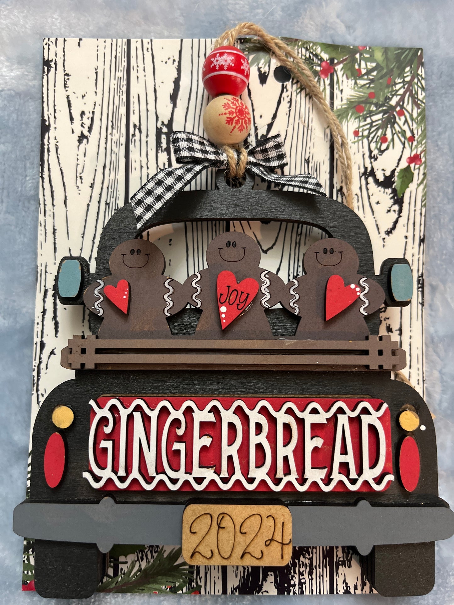 Gingerbread men trio Gift Card Ornament